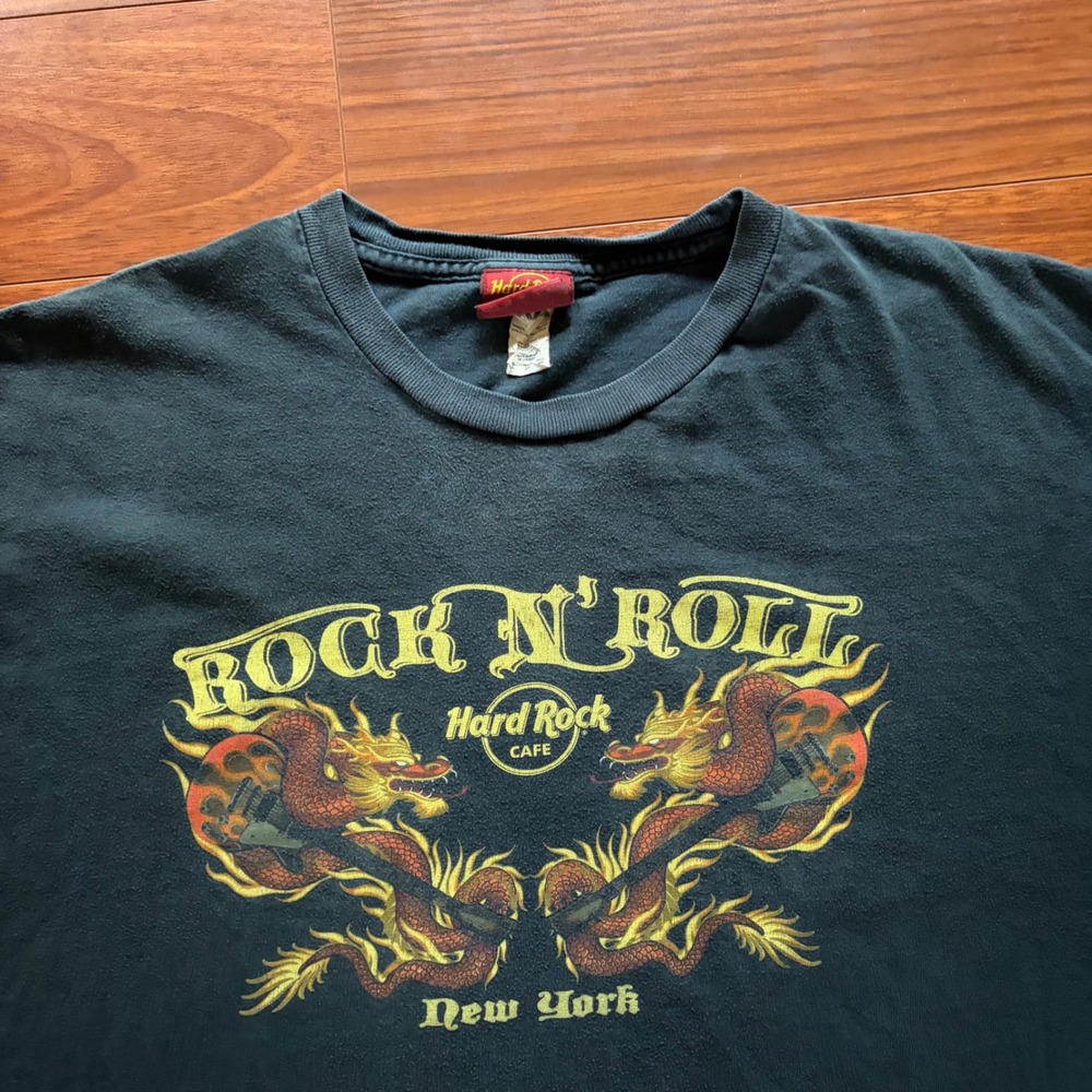 Hard Rock Cafe Mens 2XL Black Dragon Rock N Roll New York Vintage USA T-Shirt
